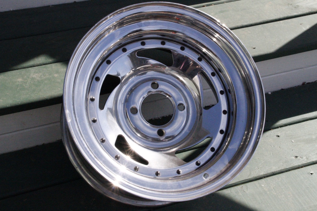 Index of /for_sale/4-lug-wheels-caps.